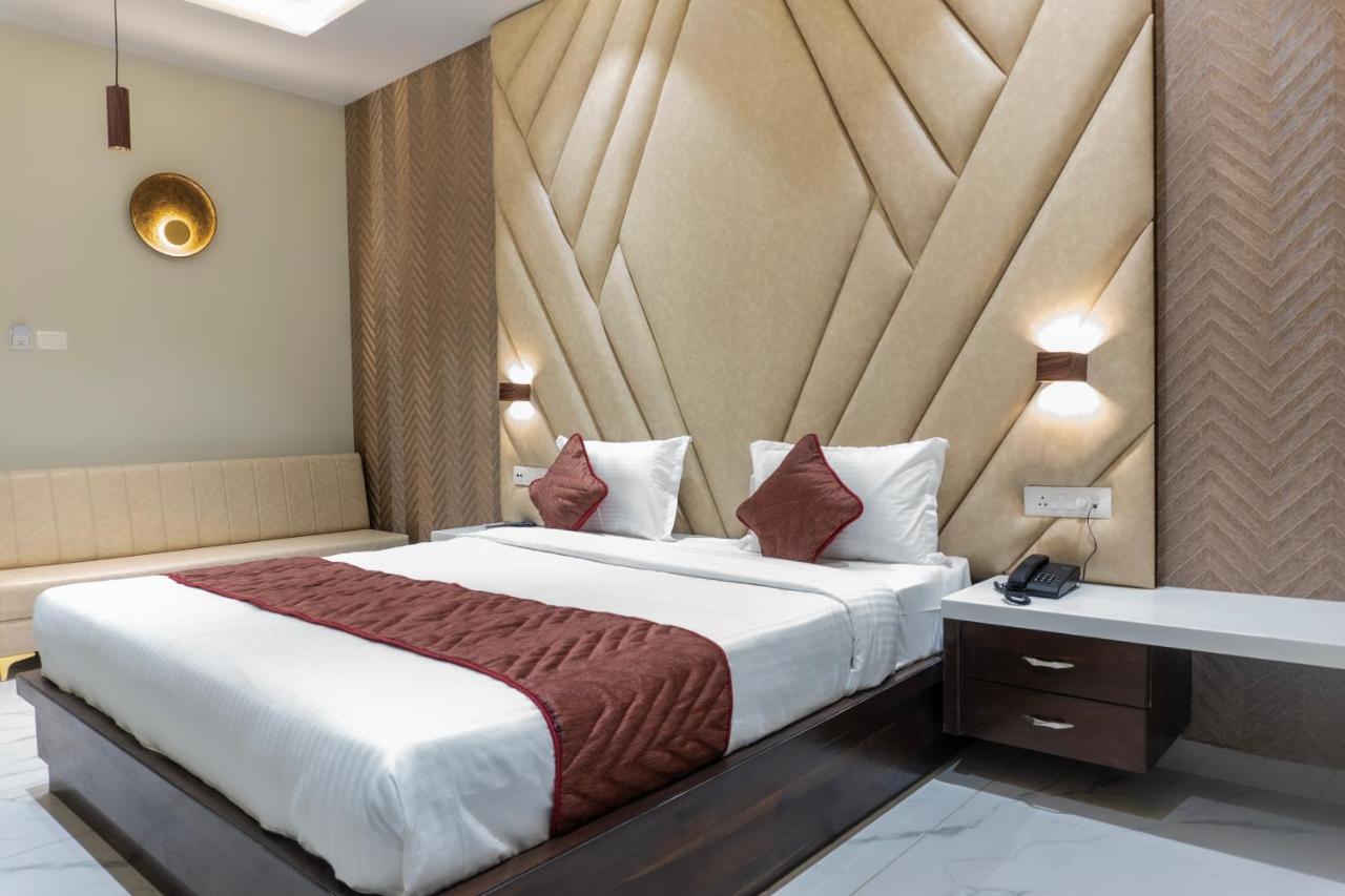 The Kamoda Resort Ambikapur Extérieur photo