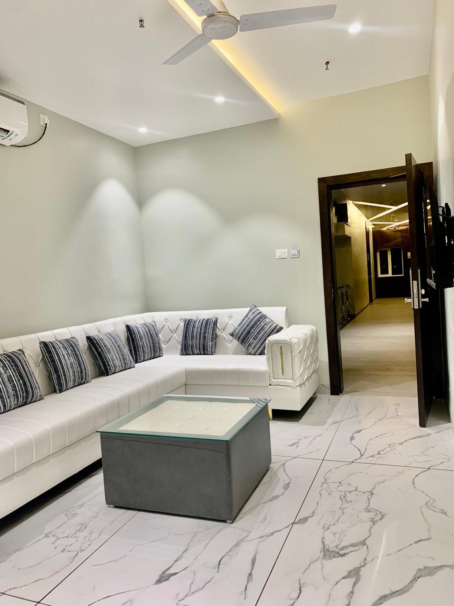 The Kamoda Resort Ambikapur Extérieur photo