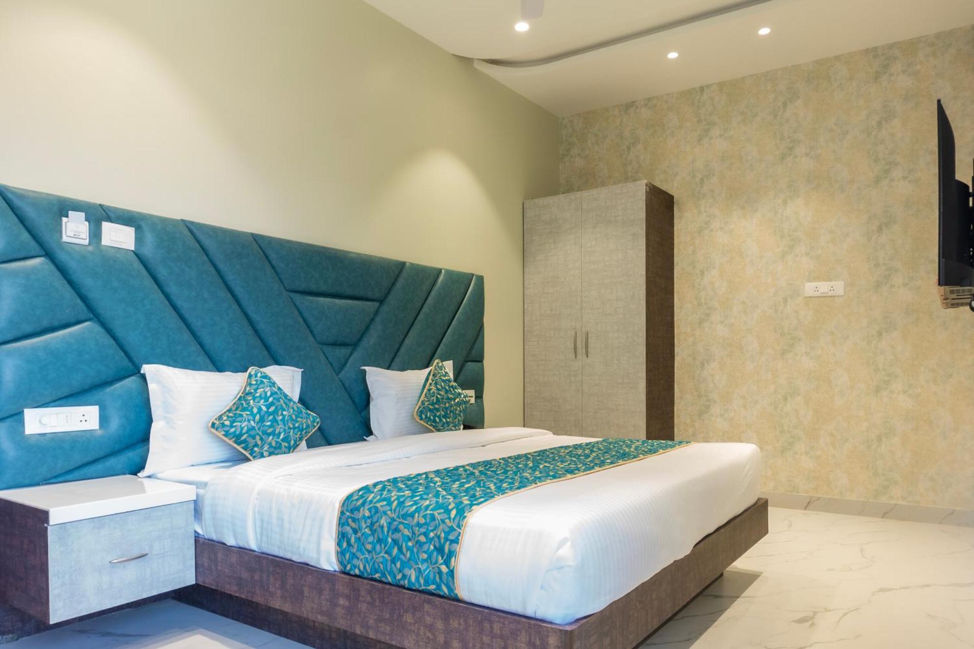 The Kamoda Resort Ambikapur Extérieur photo